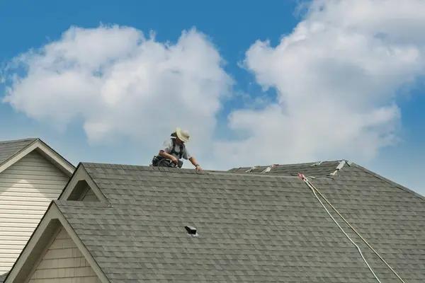 Moore Roof Replacement Done Right – Call Today